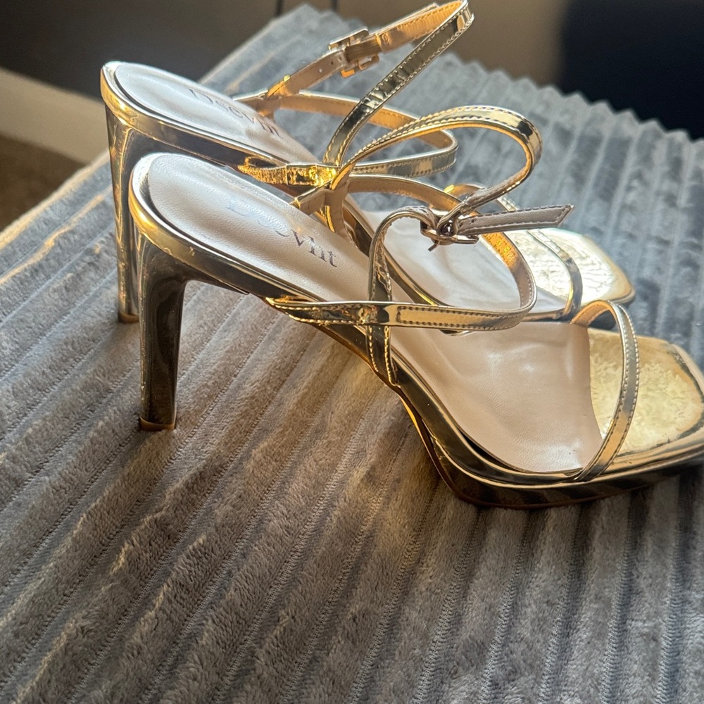 Elegant Gold Strappy Heels